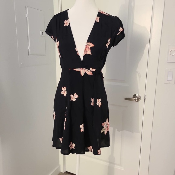 Reformation Floral Wrap Plunge Mini Dress - Picture 1 of 4